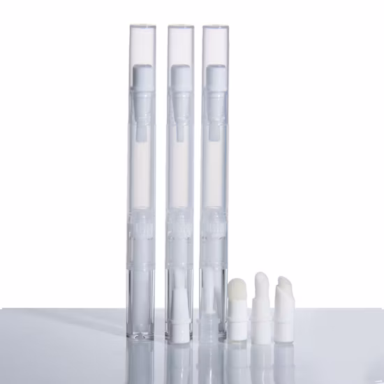 Concealer Twist Pen Cosmetic Lip Gloss Tube Container Clear Empty Liquid Foundation Refillable Bottle with Sponge Tip